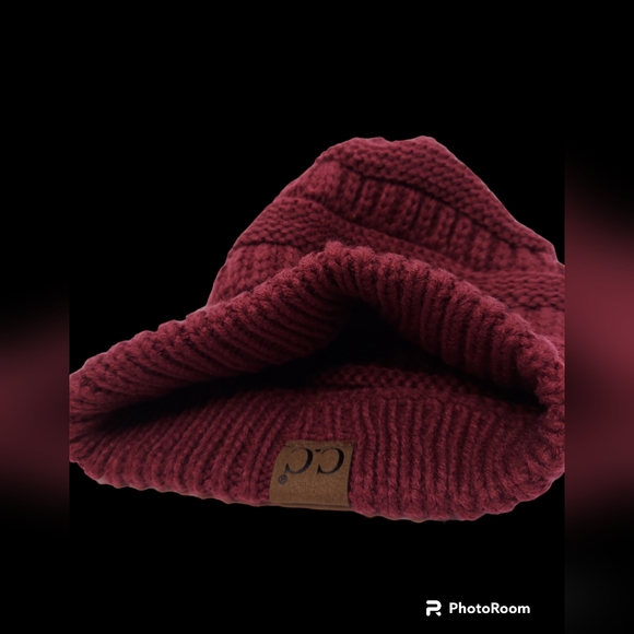 C.C Exclusives Women's Maroon Hat NWT - Picture 5 of 7
